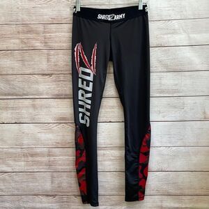 SHRED ARMY LEGGINGS IN BLACK
